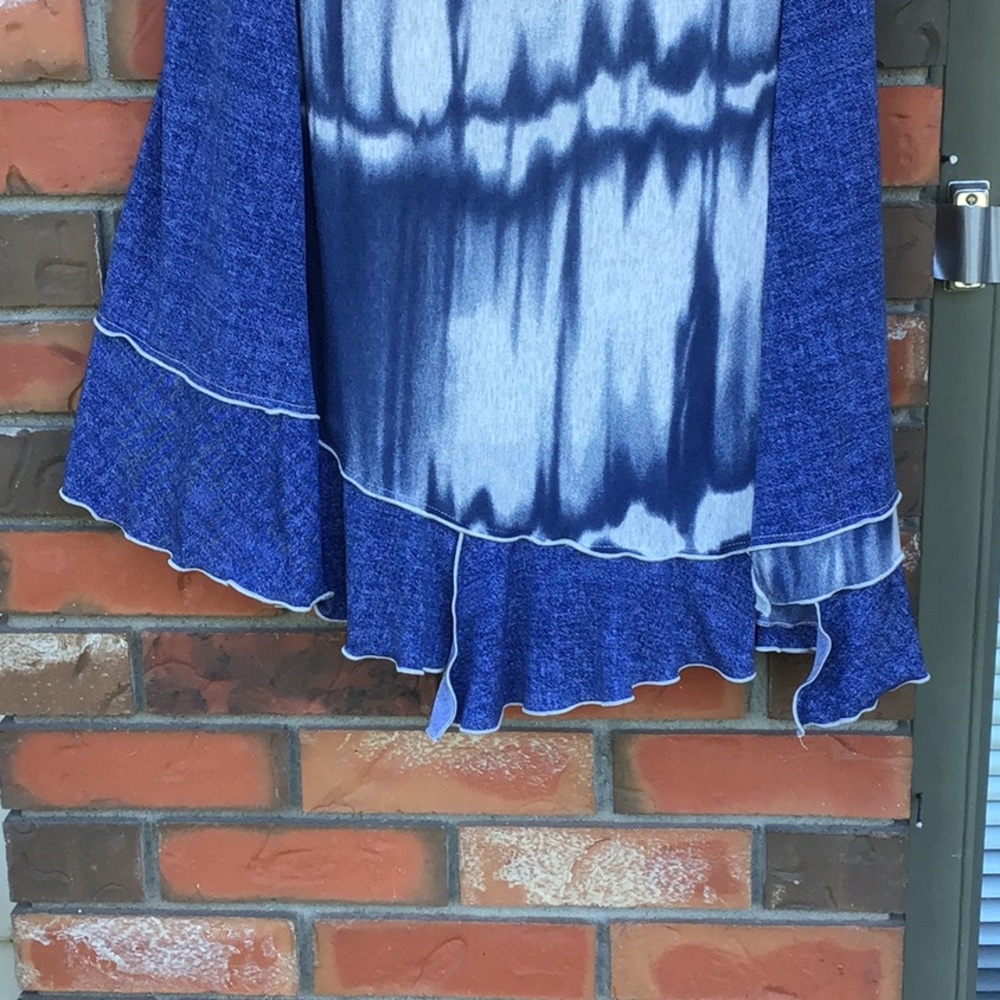 Dress - Picture 4 of 4